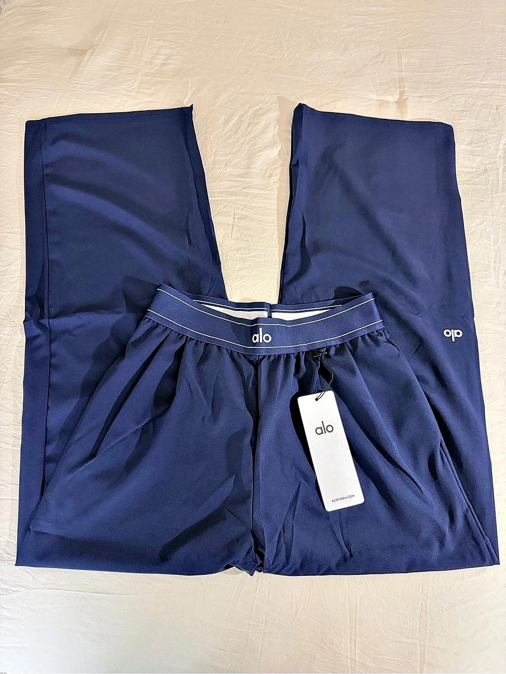 Alo Women's Blue Track Pants NWT